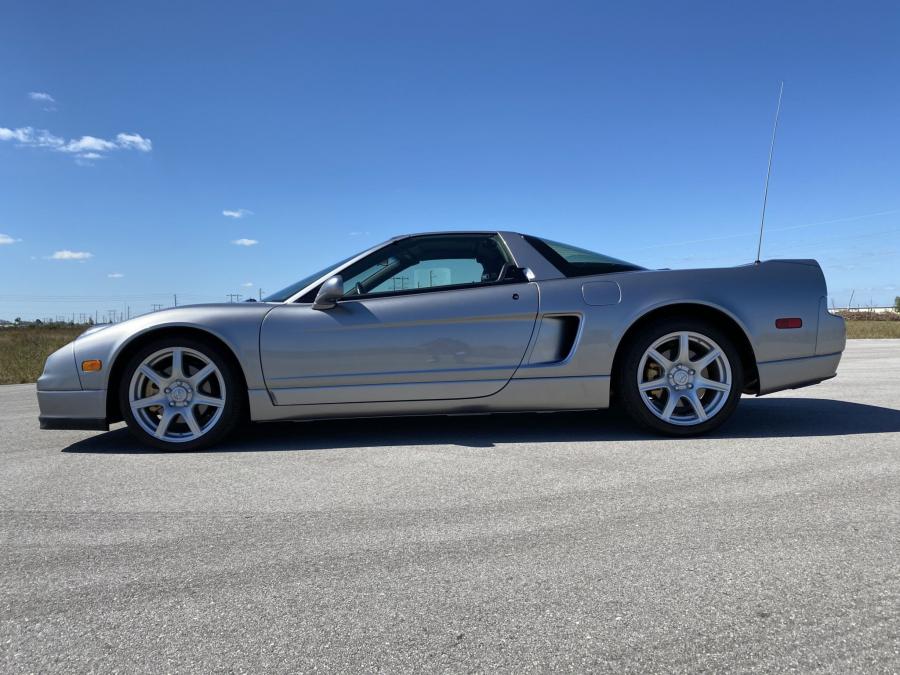  Acura NSX-T 2004 года  (фото 6 из 121)
